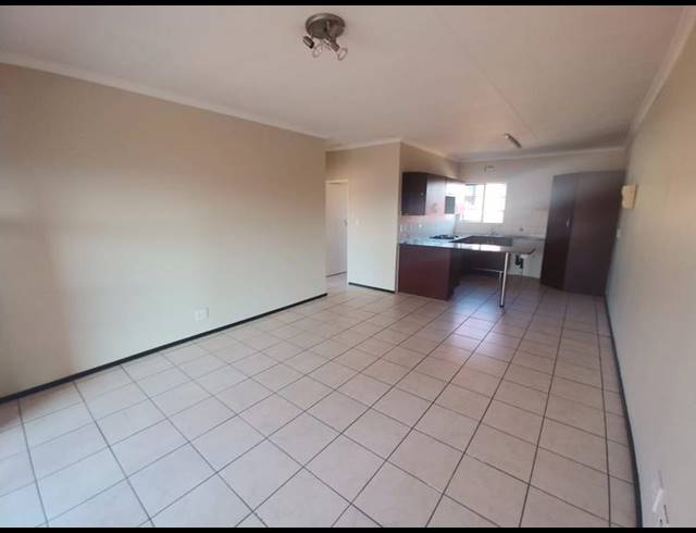 2 BEDROOM PROPERTY TO RENT IN SONNEVELD